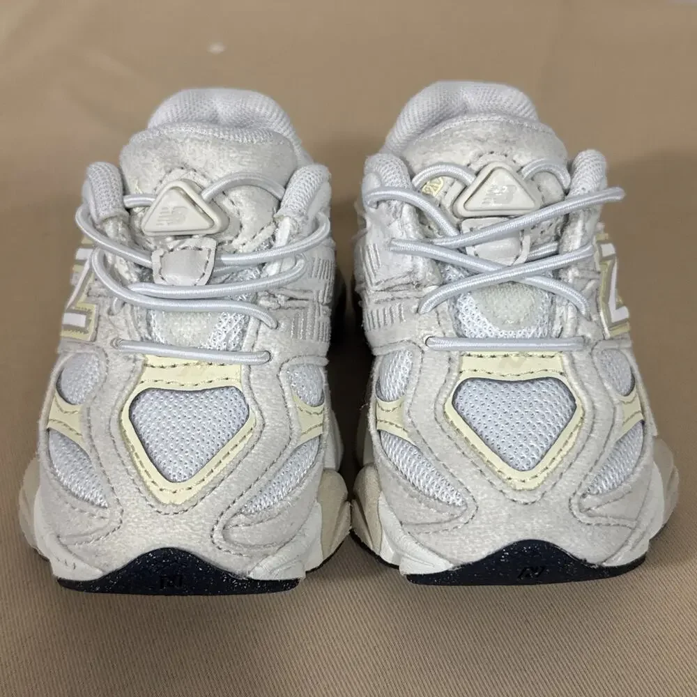 New Balance 9060 Infant Toddler Size 5 IV9060EK White Beige Sneakers Retro